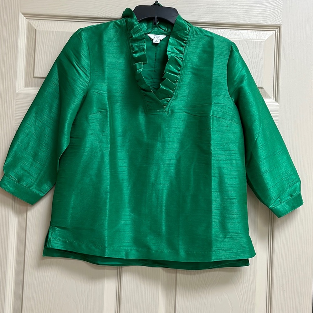 Beautiful Crown & Ivy Ruffle Neckline Blouse